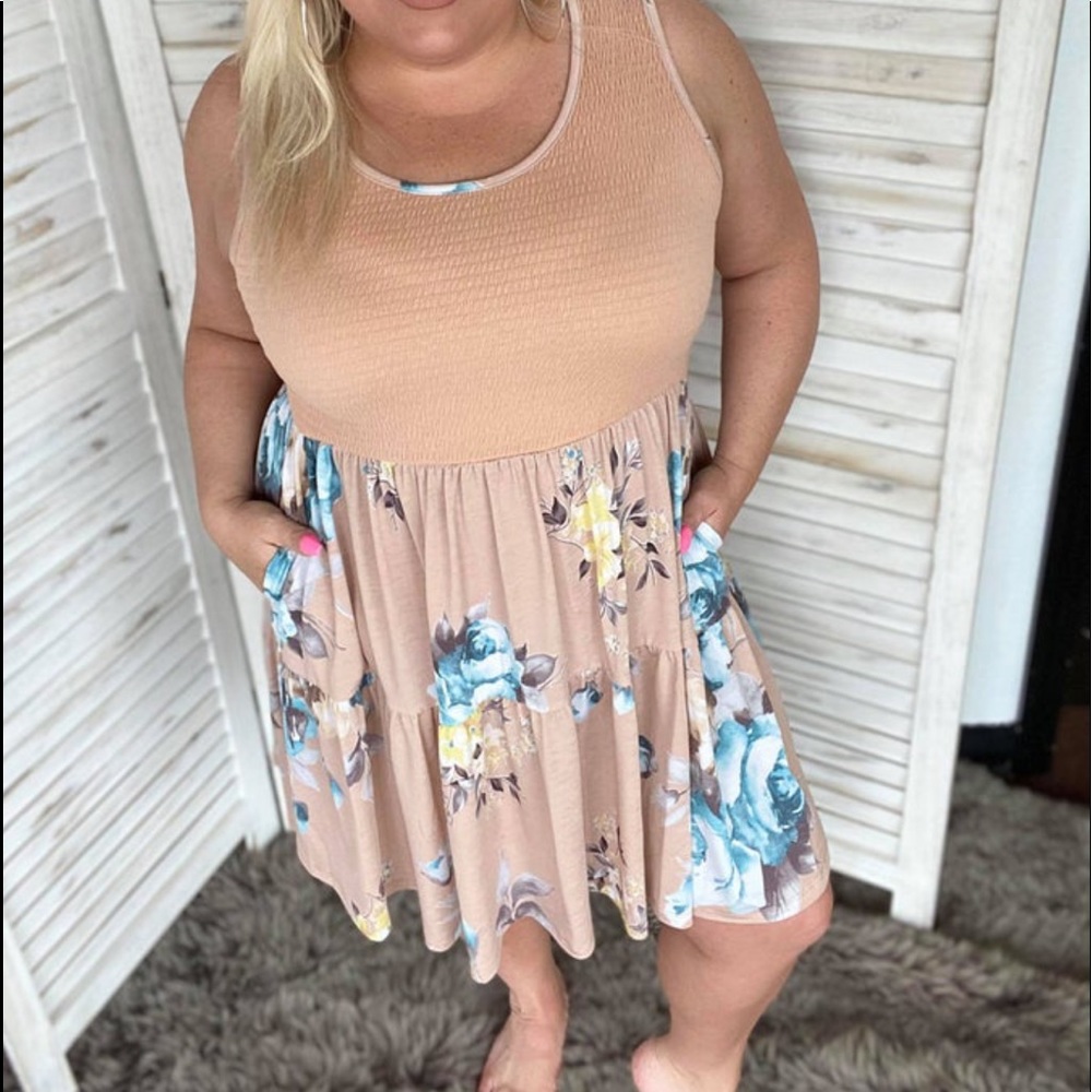 2XL Smocked floral dress NWT